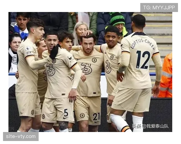 英超积分榜前六竞争白热化 五支球队同积18分陷入胶着