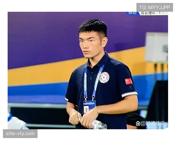 皮特森比赛末段体能分配需提升 经验不足导致失误